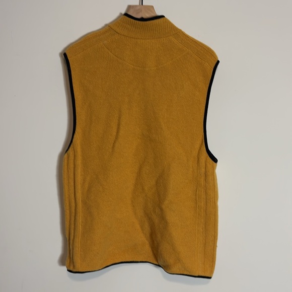The Territory Ahead Vest - Picture 4 of 4